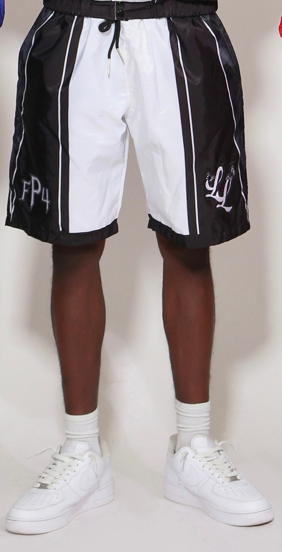 LL SHORTS